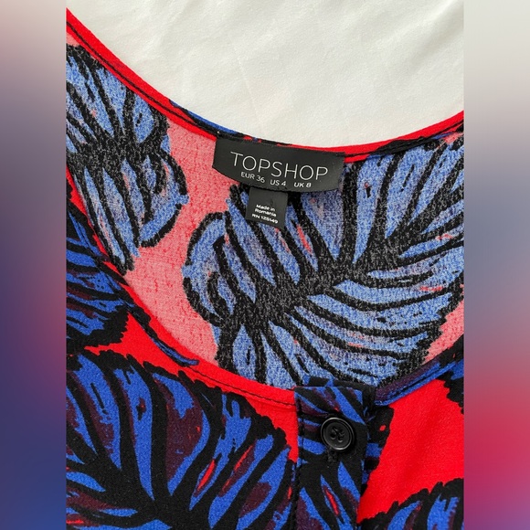 Topshop Red & Blue Leaf Print Button Crop Top Size 4 - Picture 3 of 5